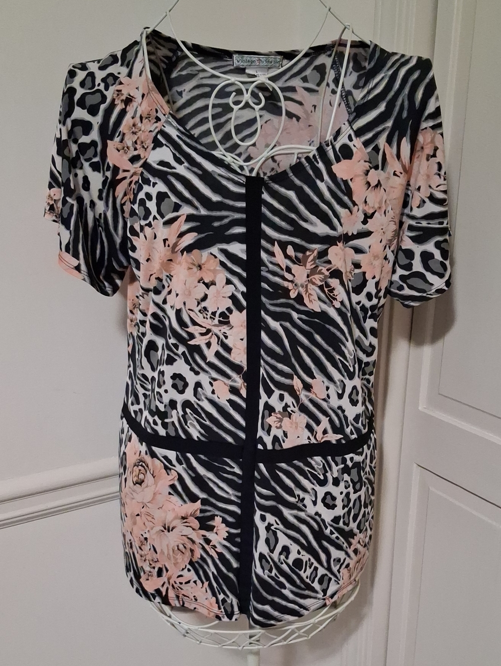 Vintage Suzie Peach Floral & Black Zebra Print Short Sleeve Top